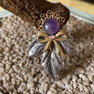 Vintage Art Deco amethyst leaves angel brooch